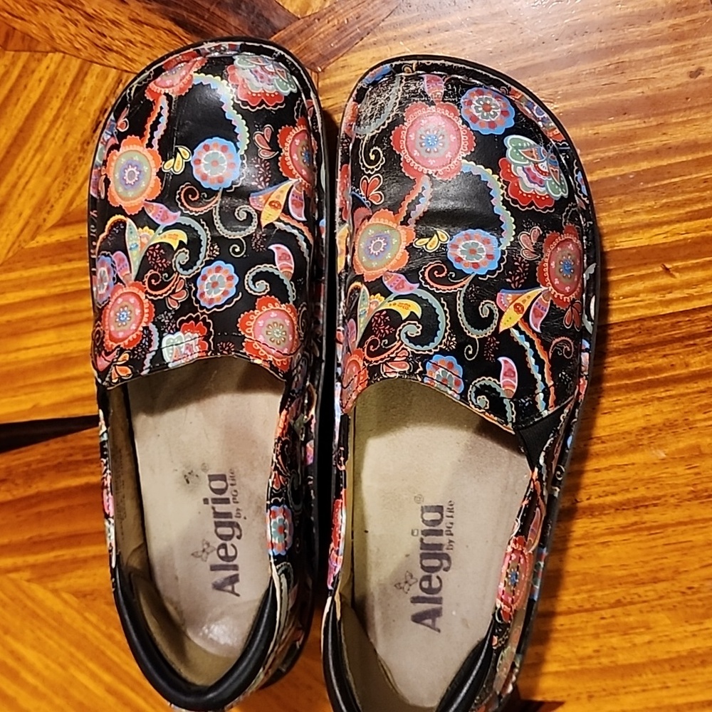 Alegria women's clogs